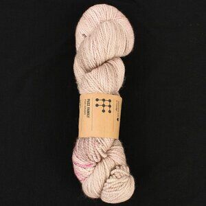 KRAEO Uncle Mulberry Worsted Yarn SW Merino Mulberry Silk Hand-Dyed Rose Gold